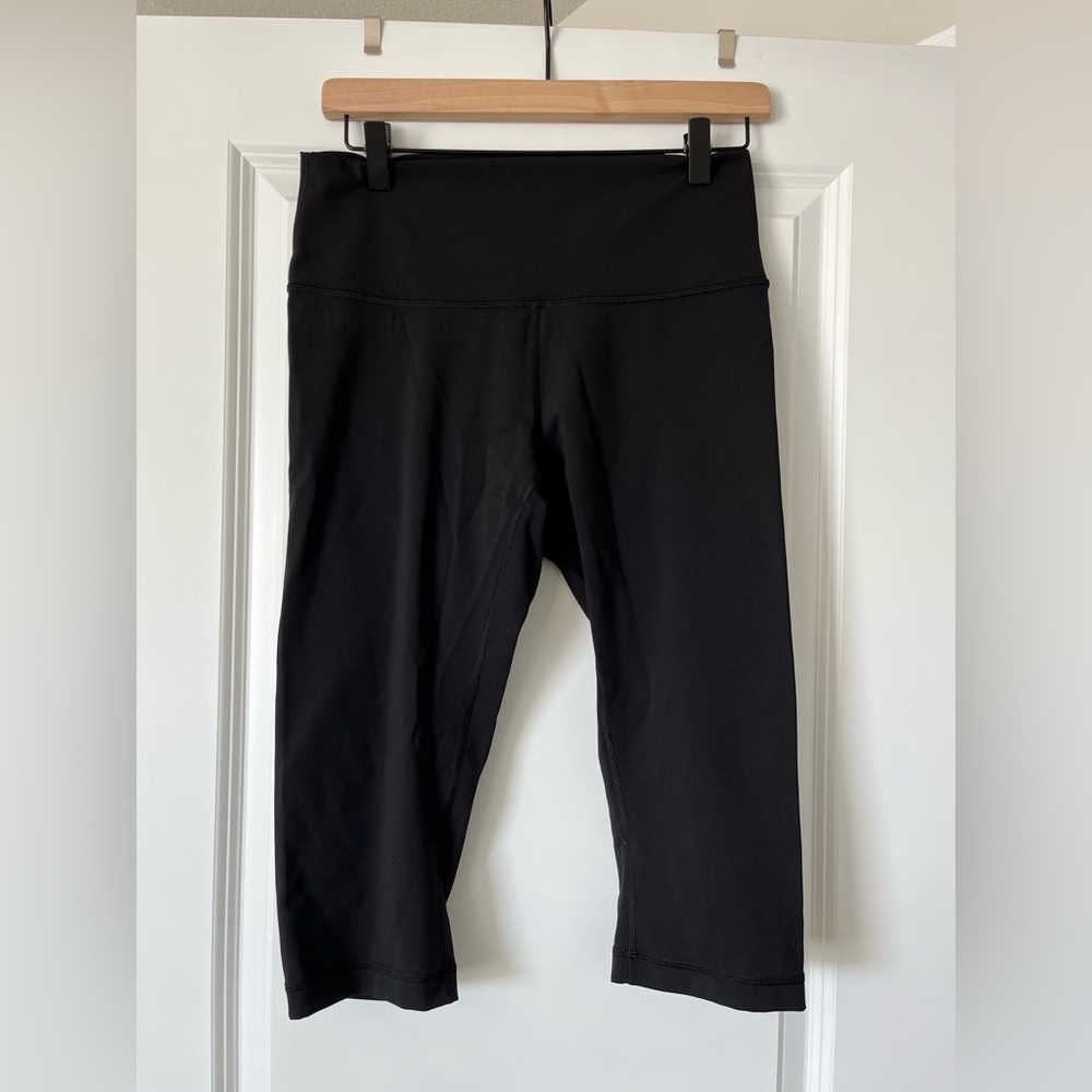 lululemon athletica Black Cropped Leggings